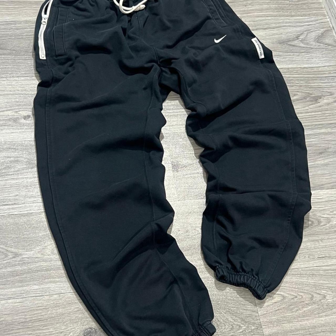 item listed by akhunzz