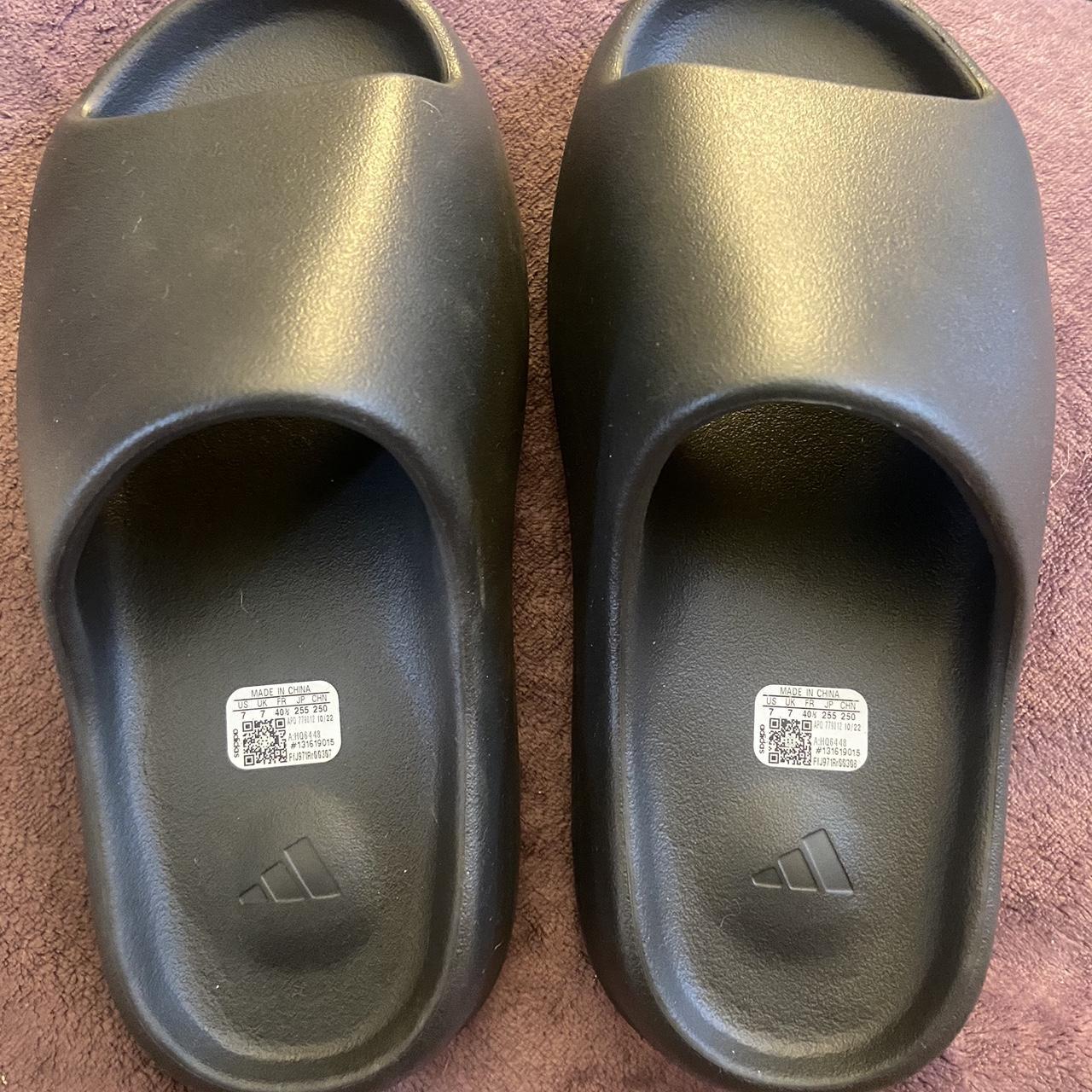 Yeezy outlets slides onyx us 7