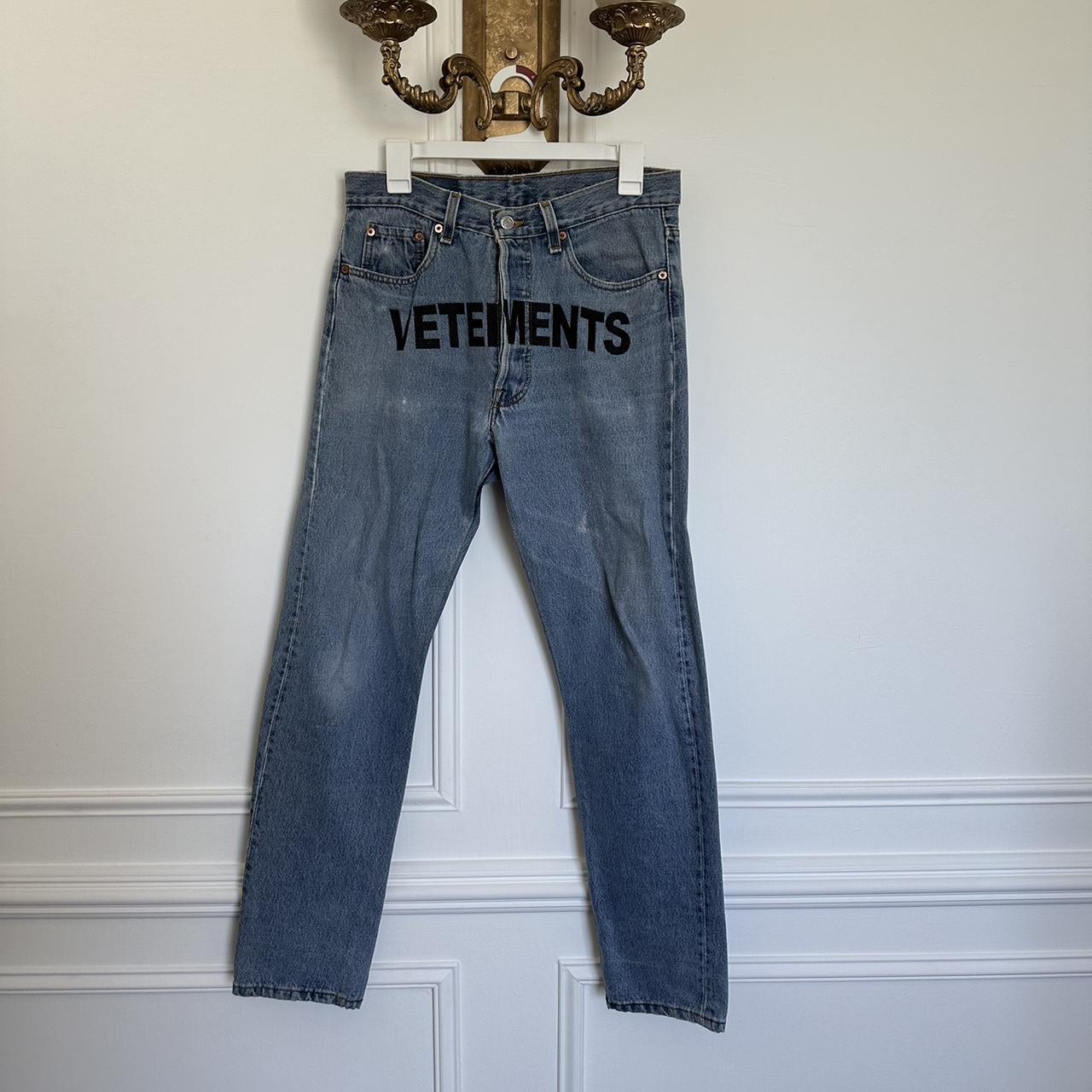 Vetements levi sale