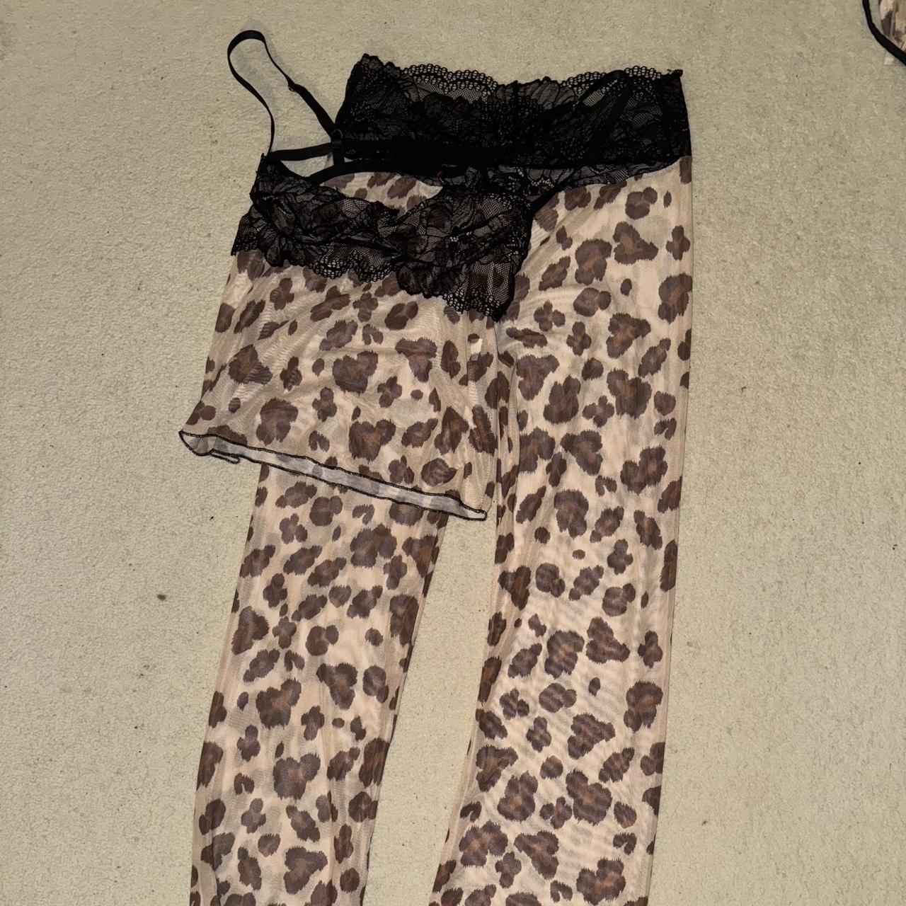 I am gia silo top and pant in leopard print This is | Depop