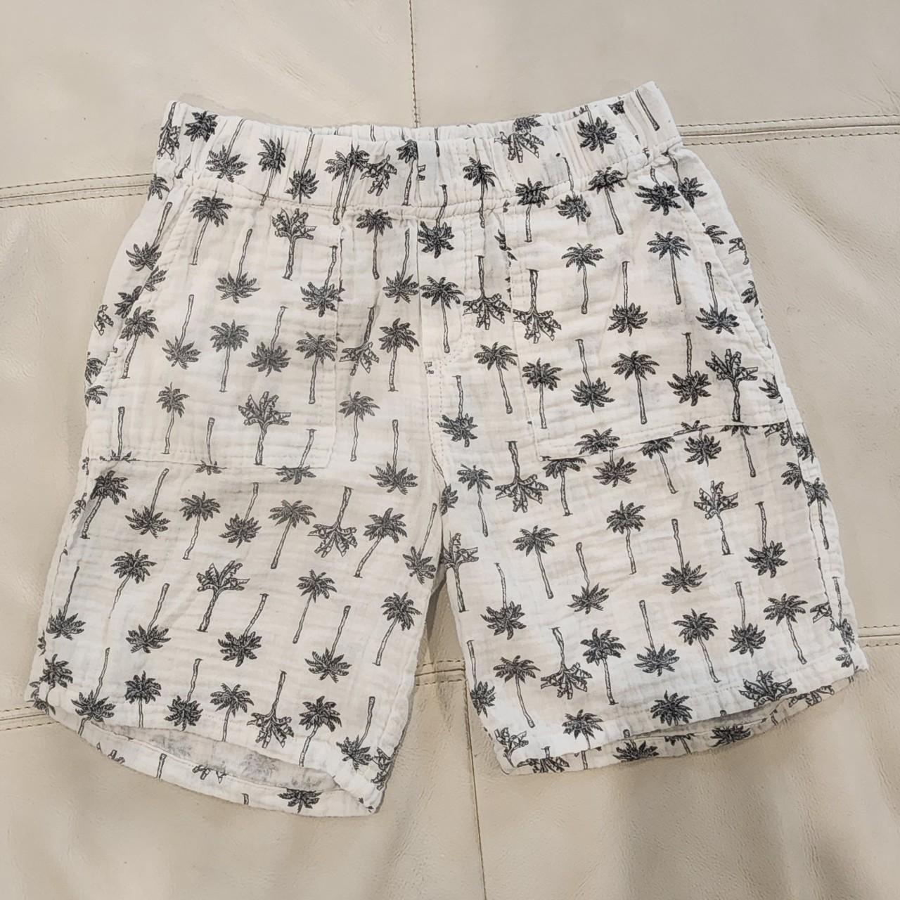 item listed by lucianapirva