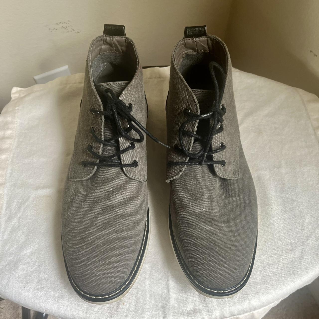 London Fog Men s Canvas Chukka Boots Size 11 Grey. Depop