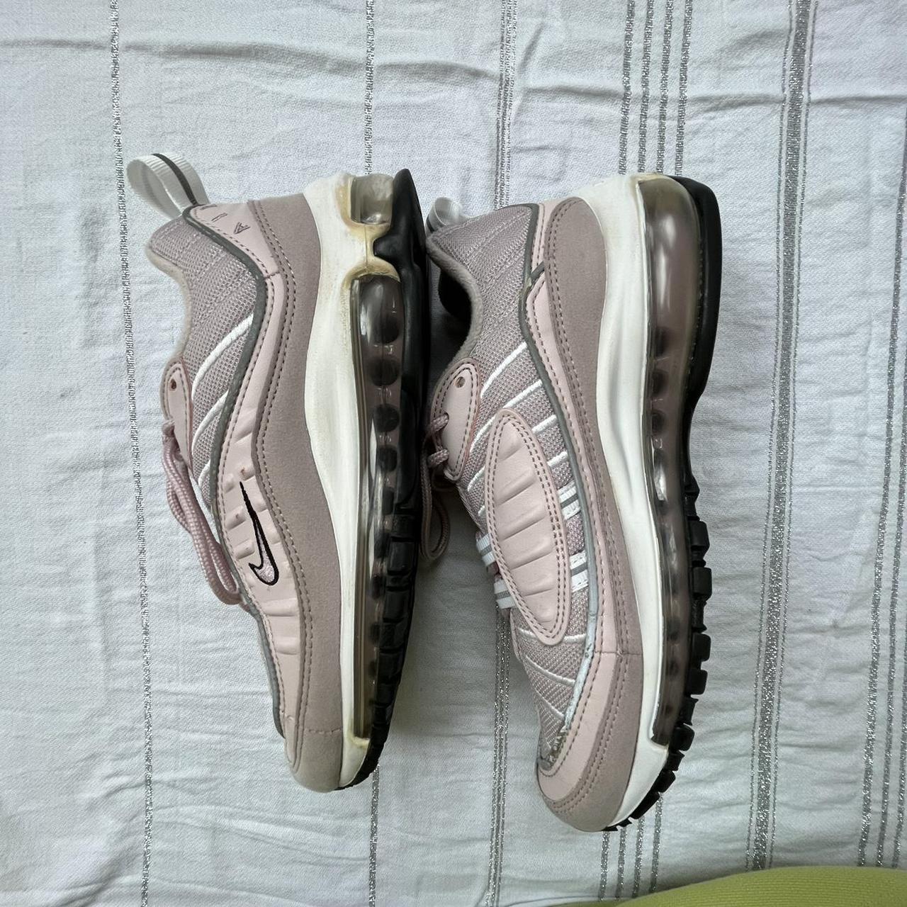 pale pink nike trainers