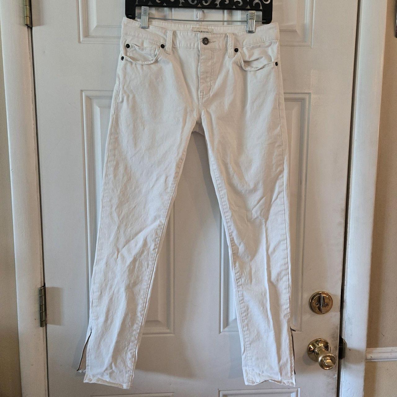 item listed by shippinginstyle208