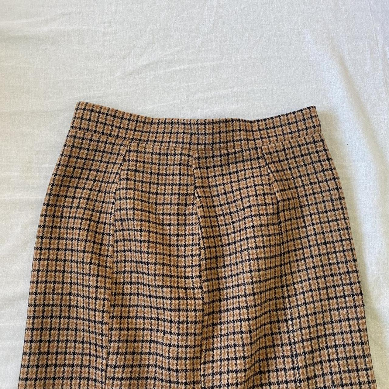 Plaid maxi skirt Cute and classy all in one! This... - Depop