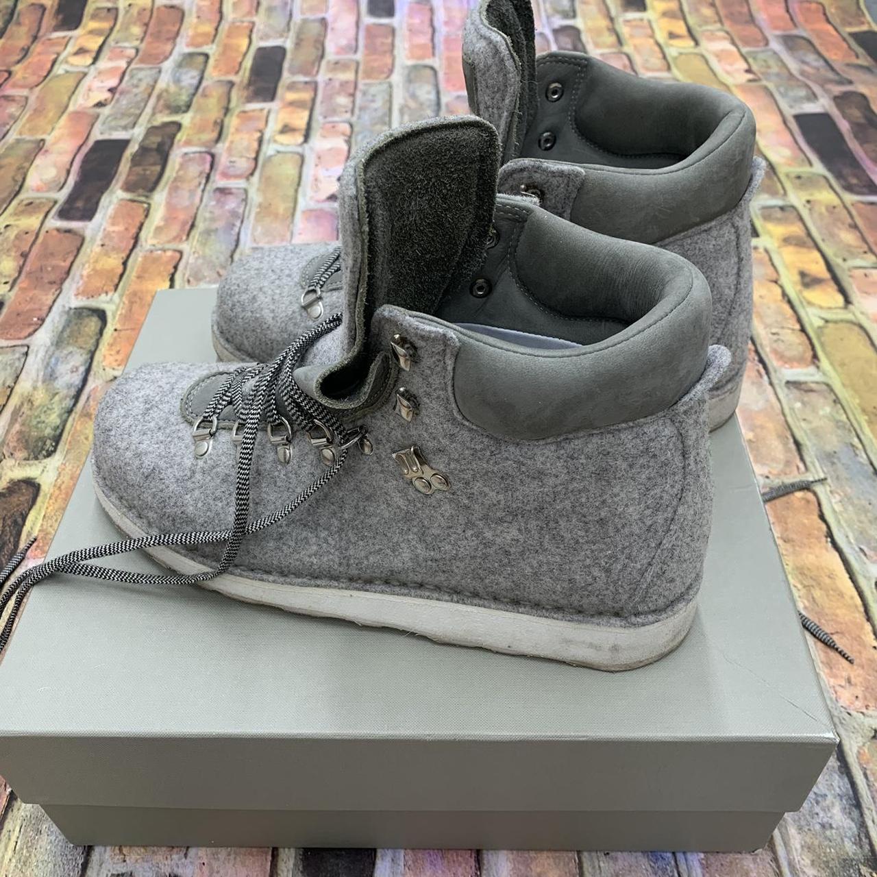 Diemme hiking boots in grey. From 2015. Mens 42 fits... Depop