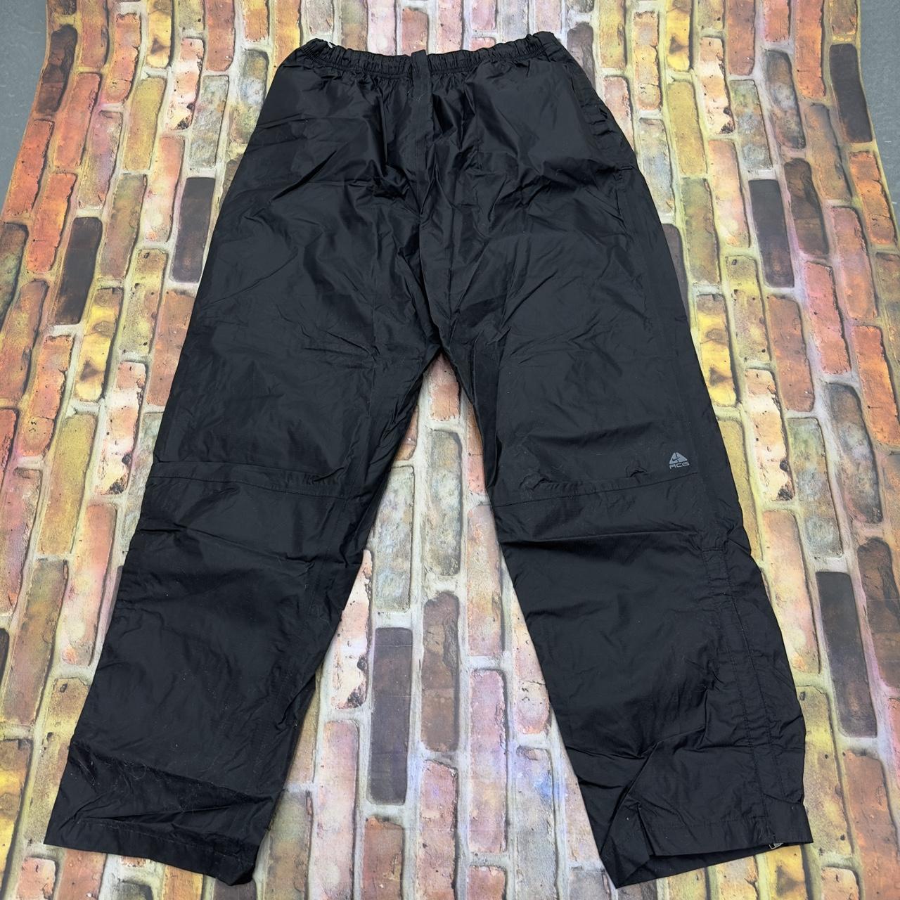 Nike ACG Men's Black Joggers-tracksuits | Depop