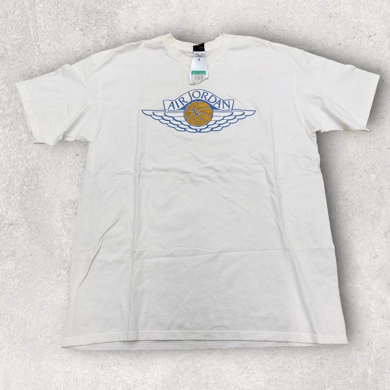 Logo White Carmelo Anthony shirt