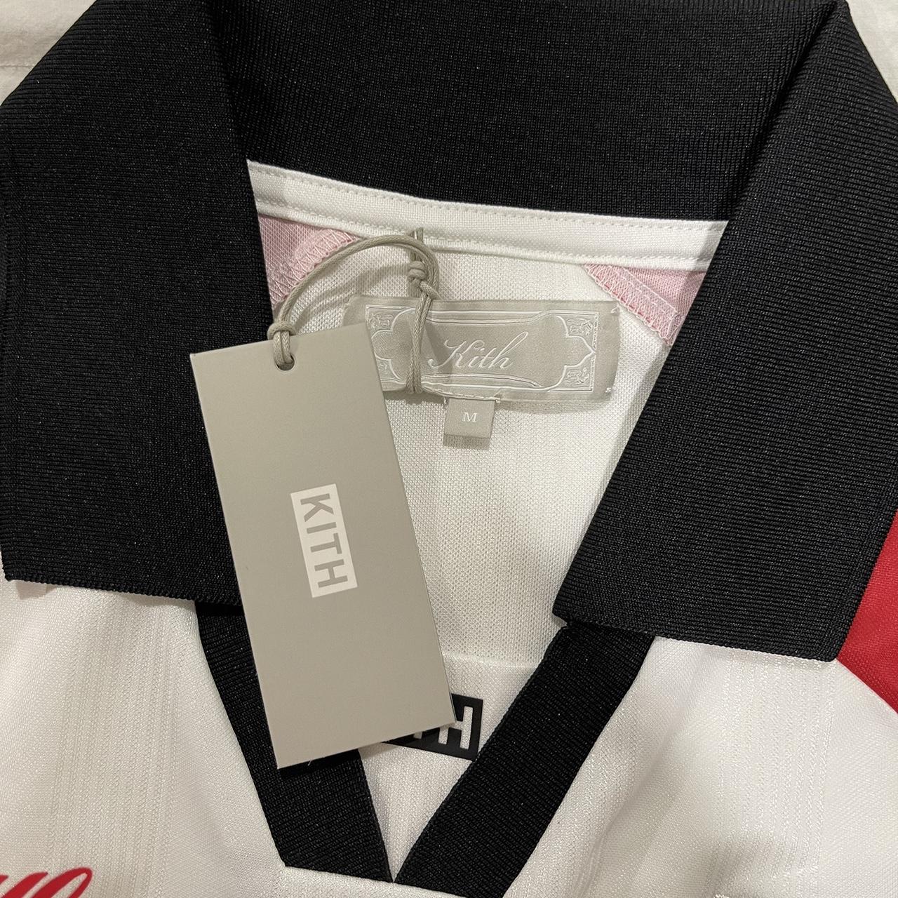 KITH TYベージュ トレーナー 新品タグ付き M size KITH ベージュ ロンT - メルカリ