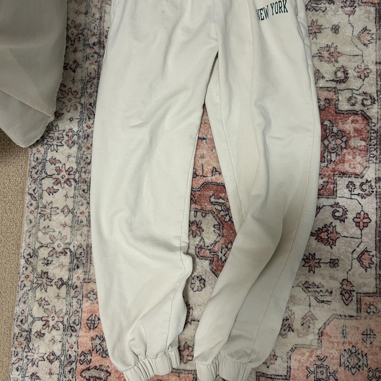 item listed by rosedlatte
