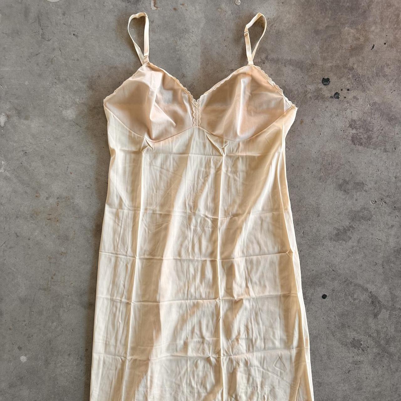 item listed by sapphic_vintage