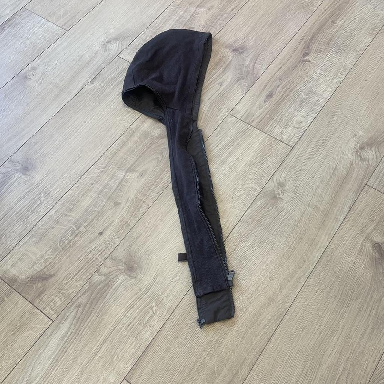 item listed by 6kenza