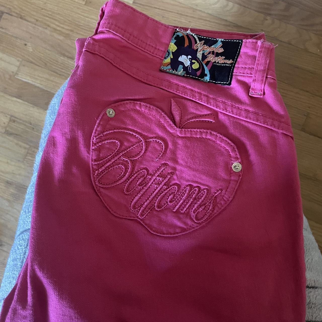 worn 2 times collecting dust in my closet pink 9/10 Depop