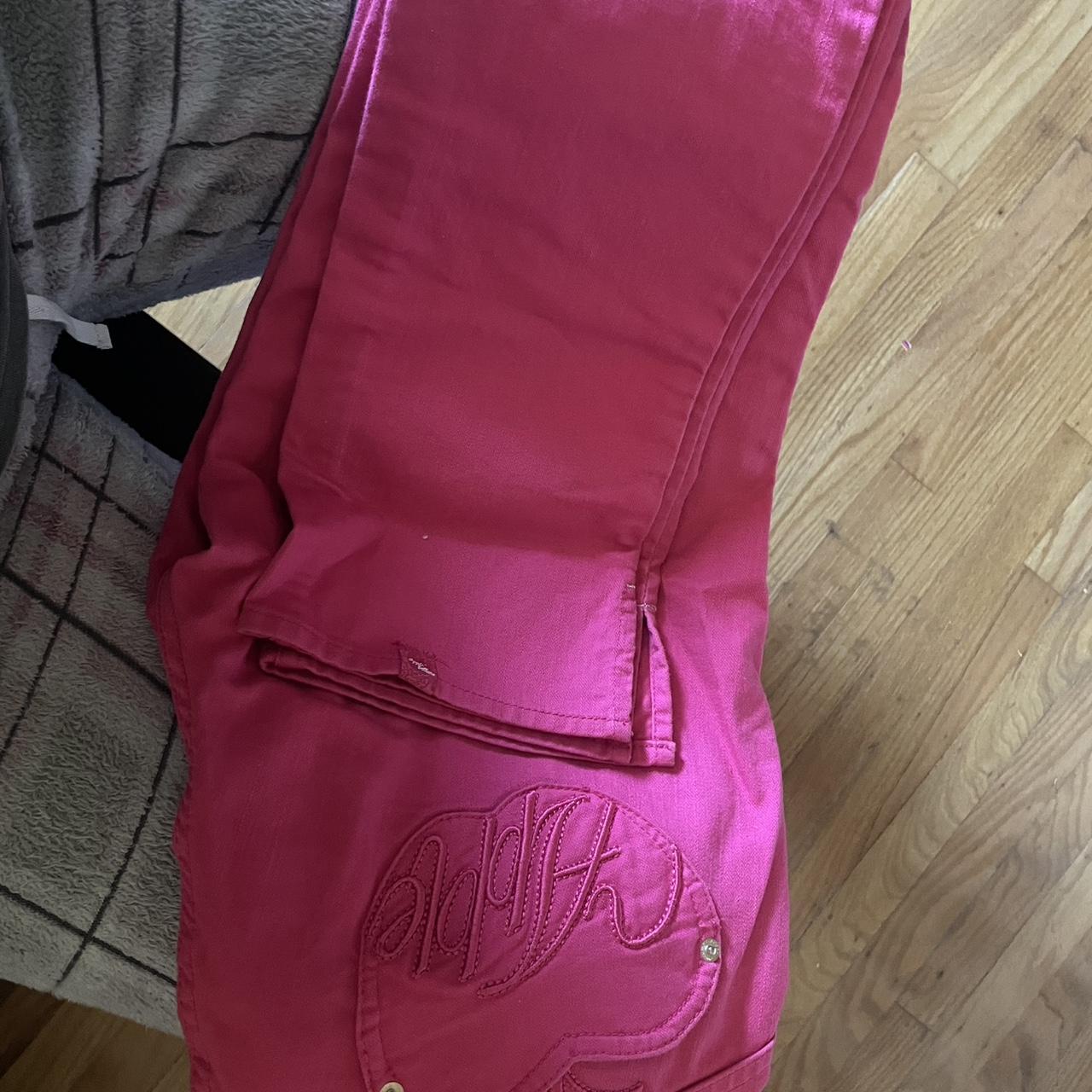 worn 2 times collecting dust in my closet pink 9/10 Depop
