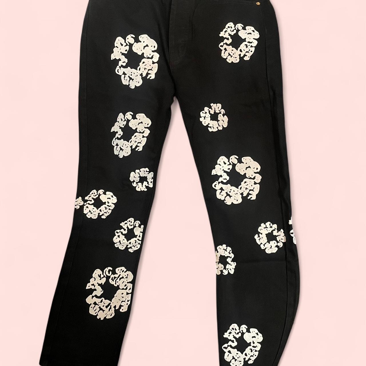 item listed by clothesplug11