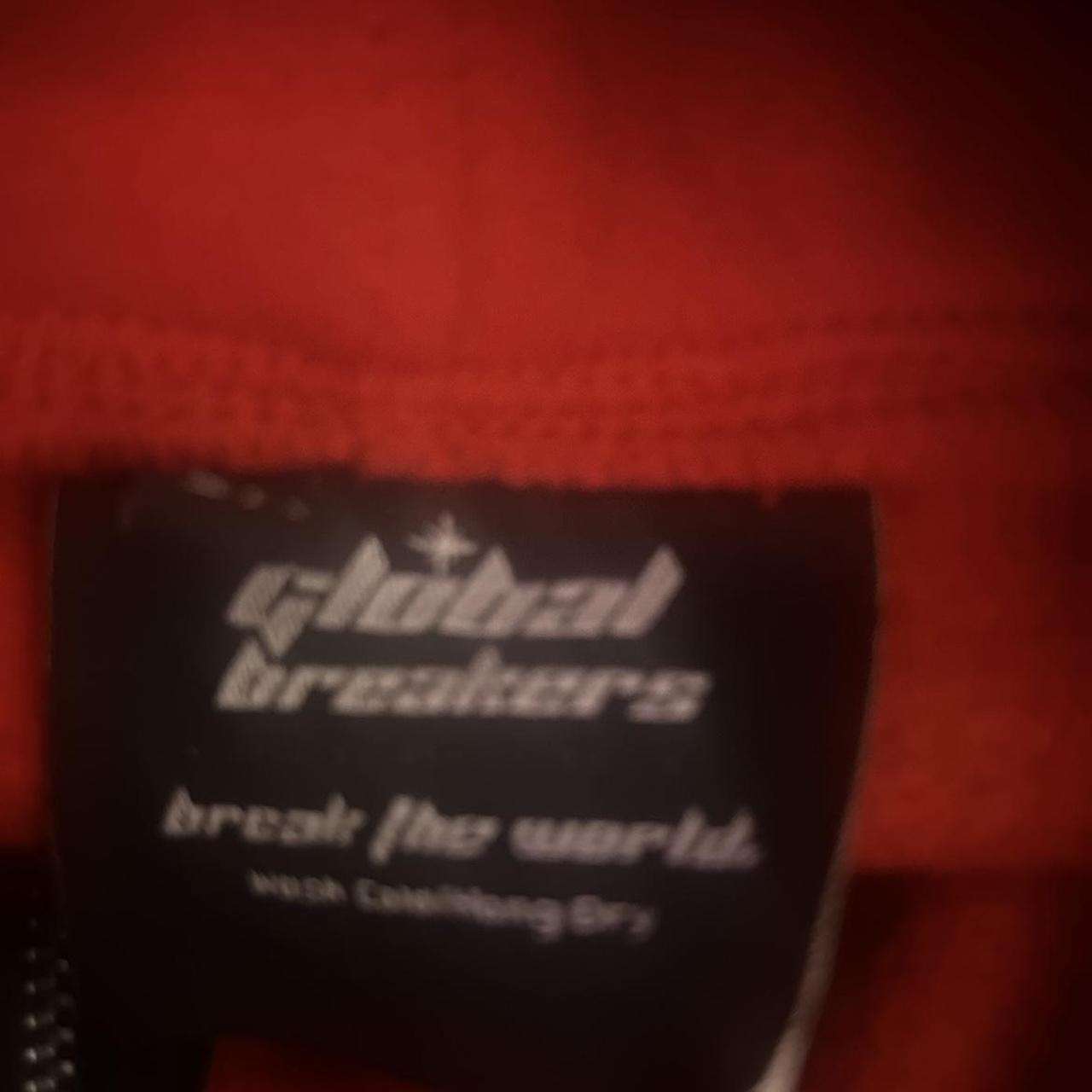 item listed by aria615