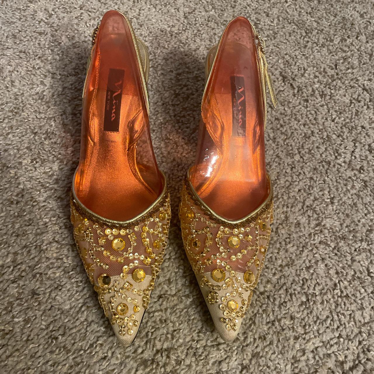 item listed by para_mance