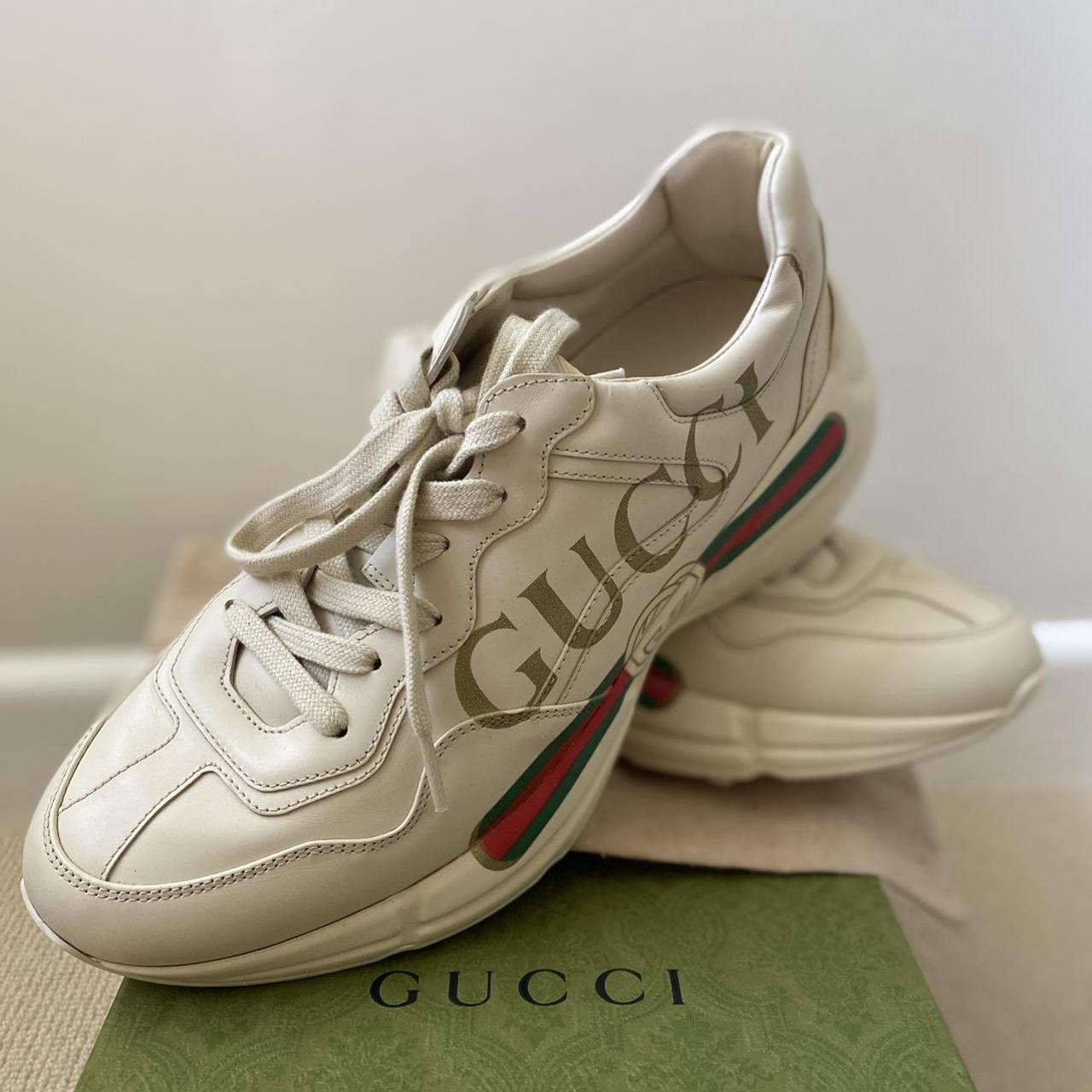 Gucci Women's Cream and Green Trainers | Depop