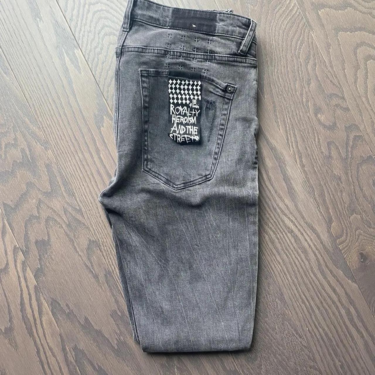 item listed by dzino777