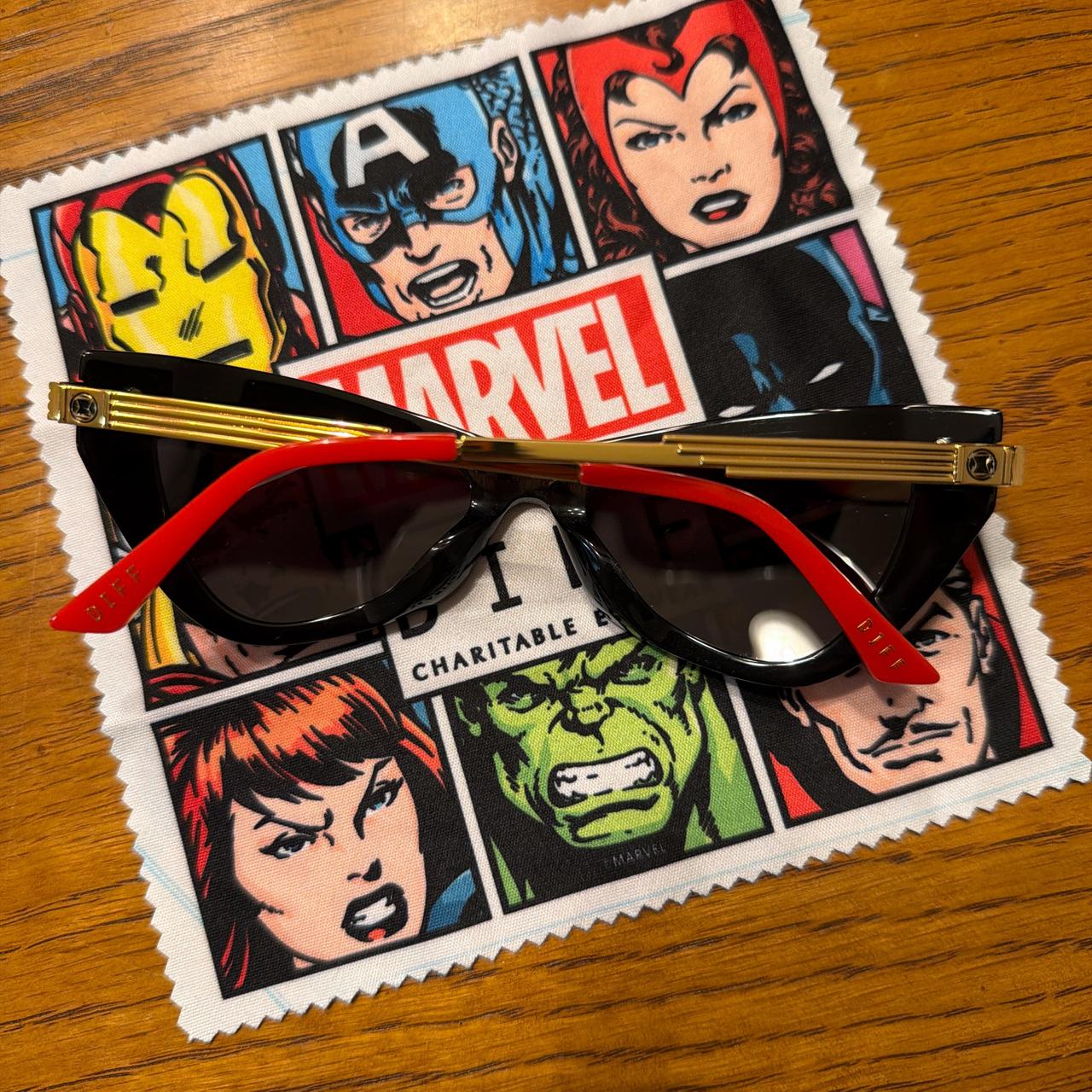 DIFF Women's Sunglasses - Black/Multi – DiffxMarv… - image 2