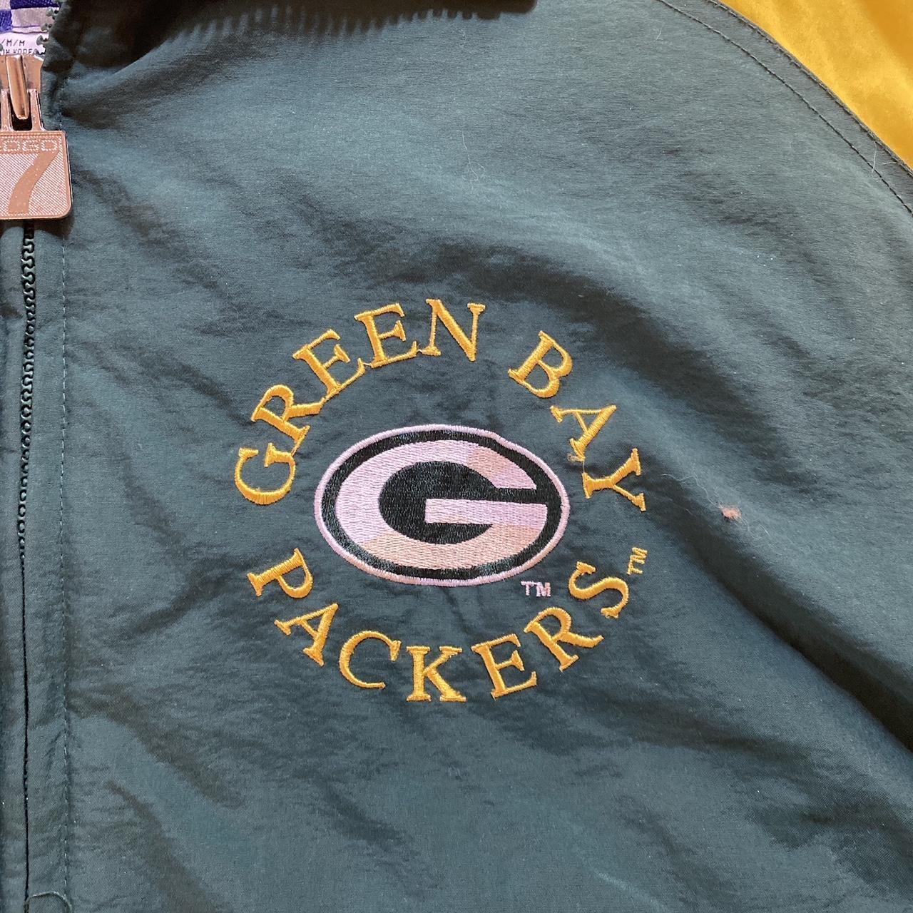 Vintage 1990s Green Bay Packers NFL Logo7 Puffer Jacket / 