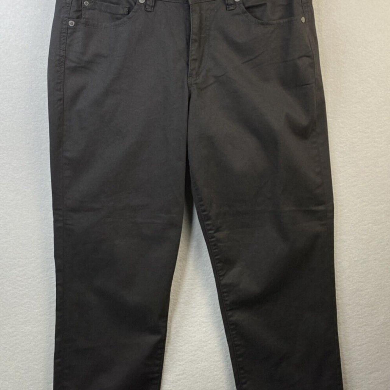 item listed by ishysellsit