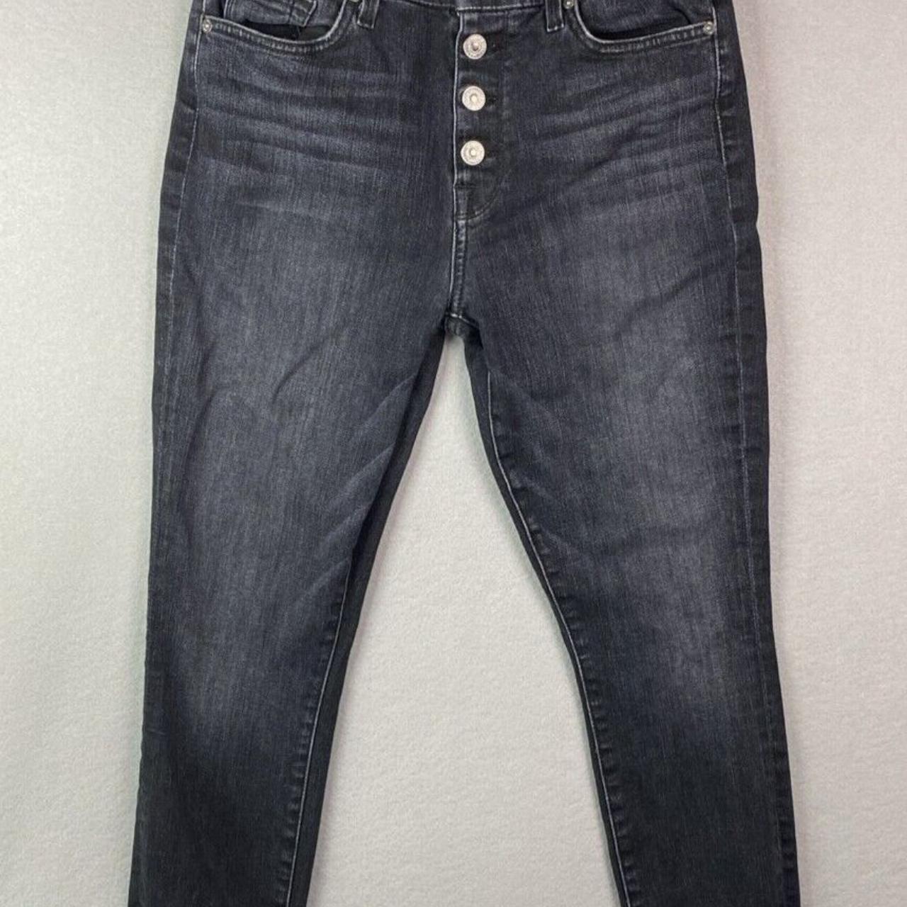 item listed by ishysellsit