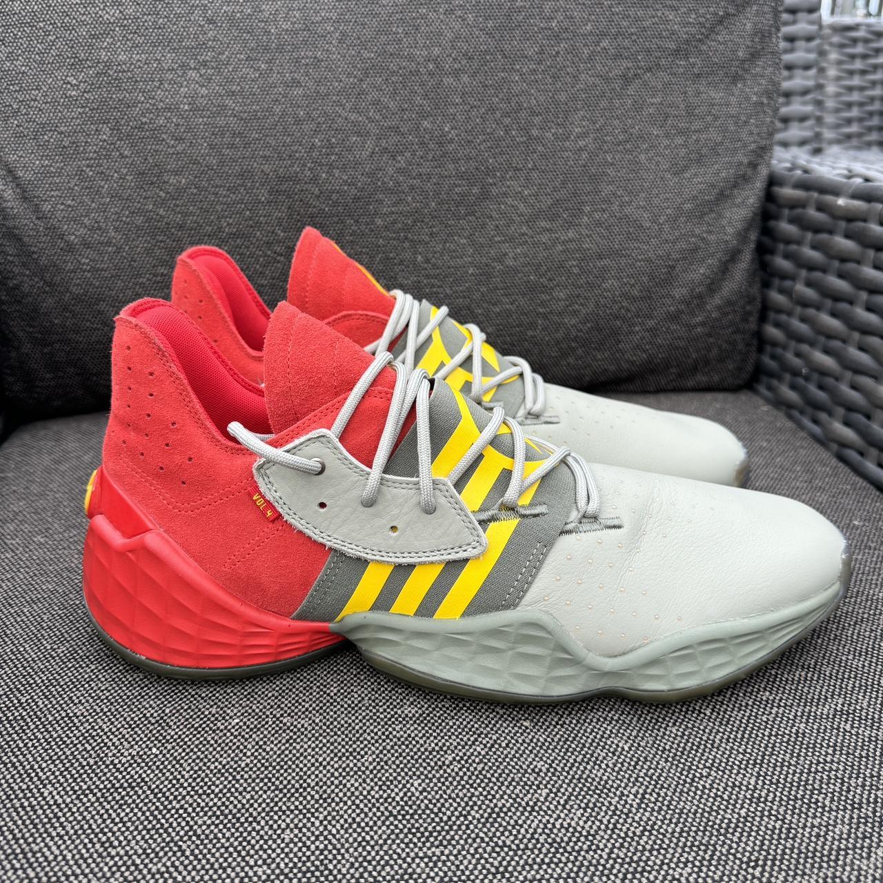 item listed by thebestforsale