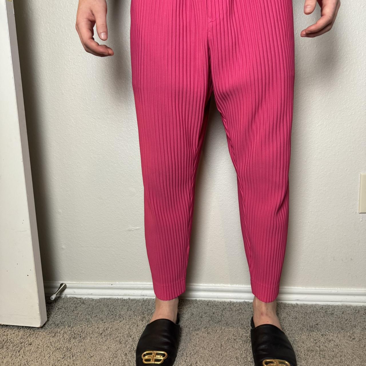 HOMME PLISSE ISSEY MIYAKE サルエルパンツ ピンク 3 HOMME PLISSÉ ISSEY MIYAKE Pink Colorful Pleats | Depop
