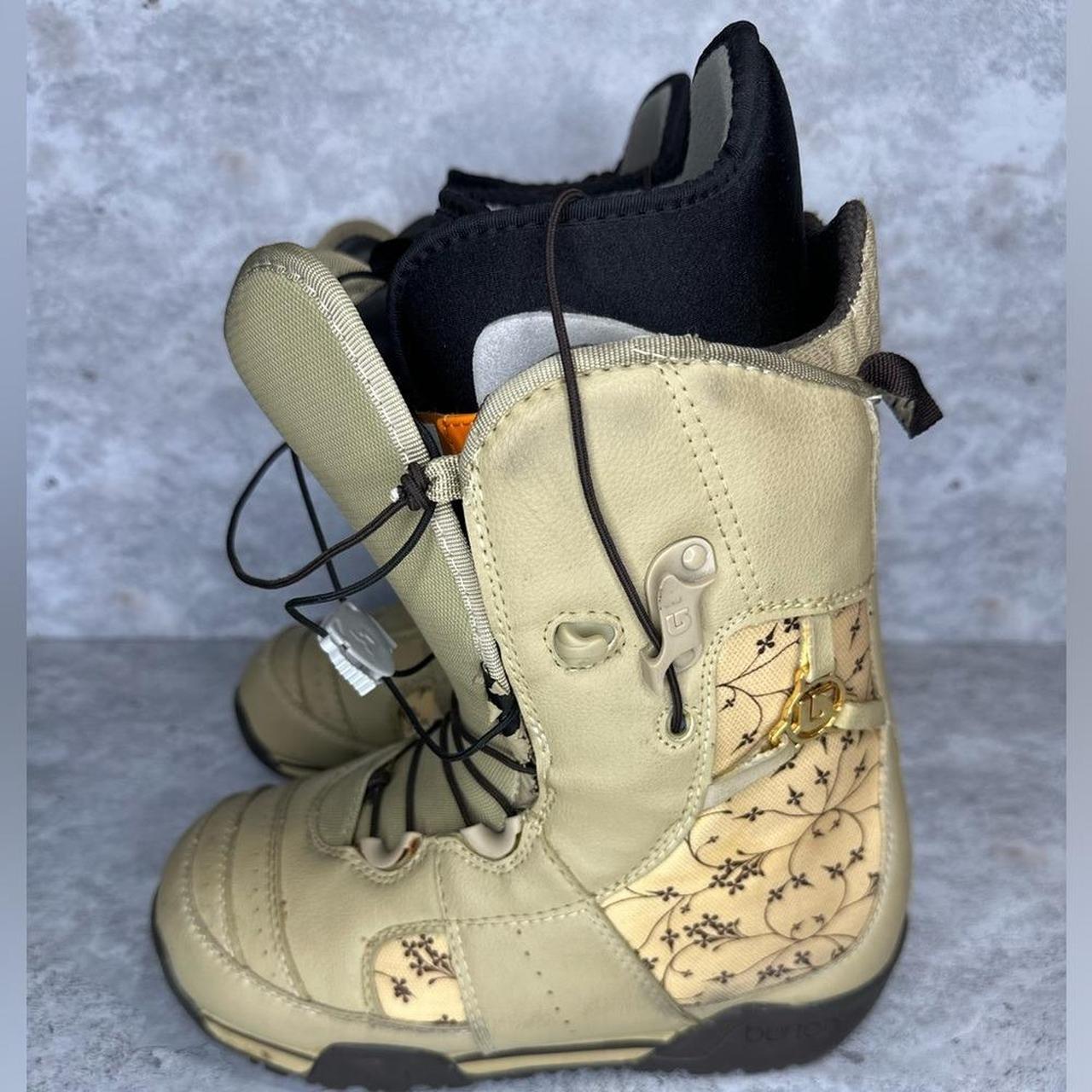 Burton Women's Boots - Tan/Black - US 7 – BURTON EMERALD