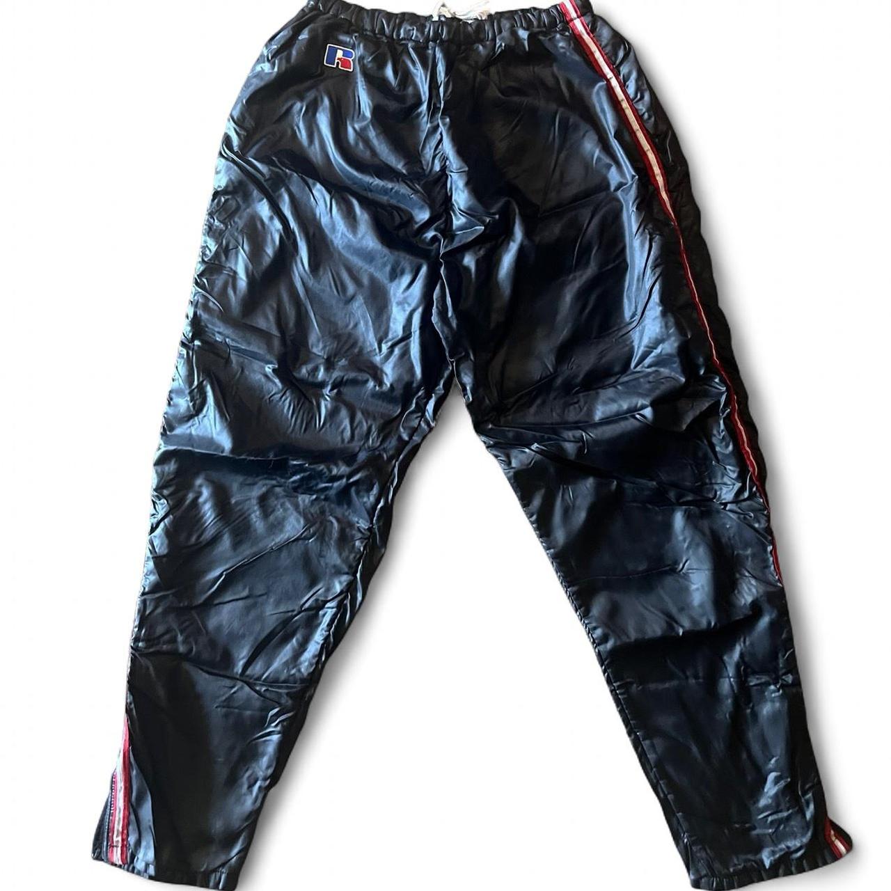 item listed by hideawaythreads
