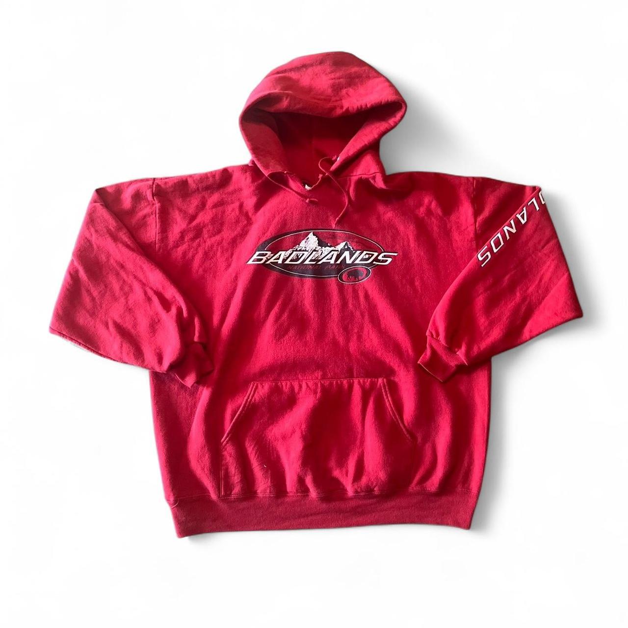 item listed by hideawaythreads