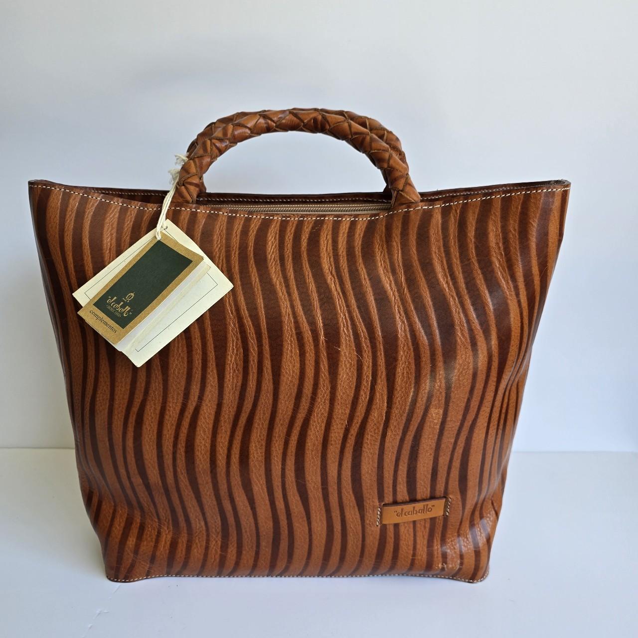 item listed by vxnthreads