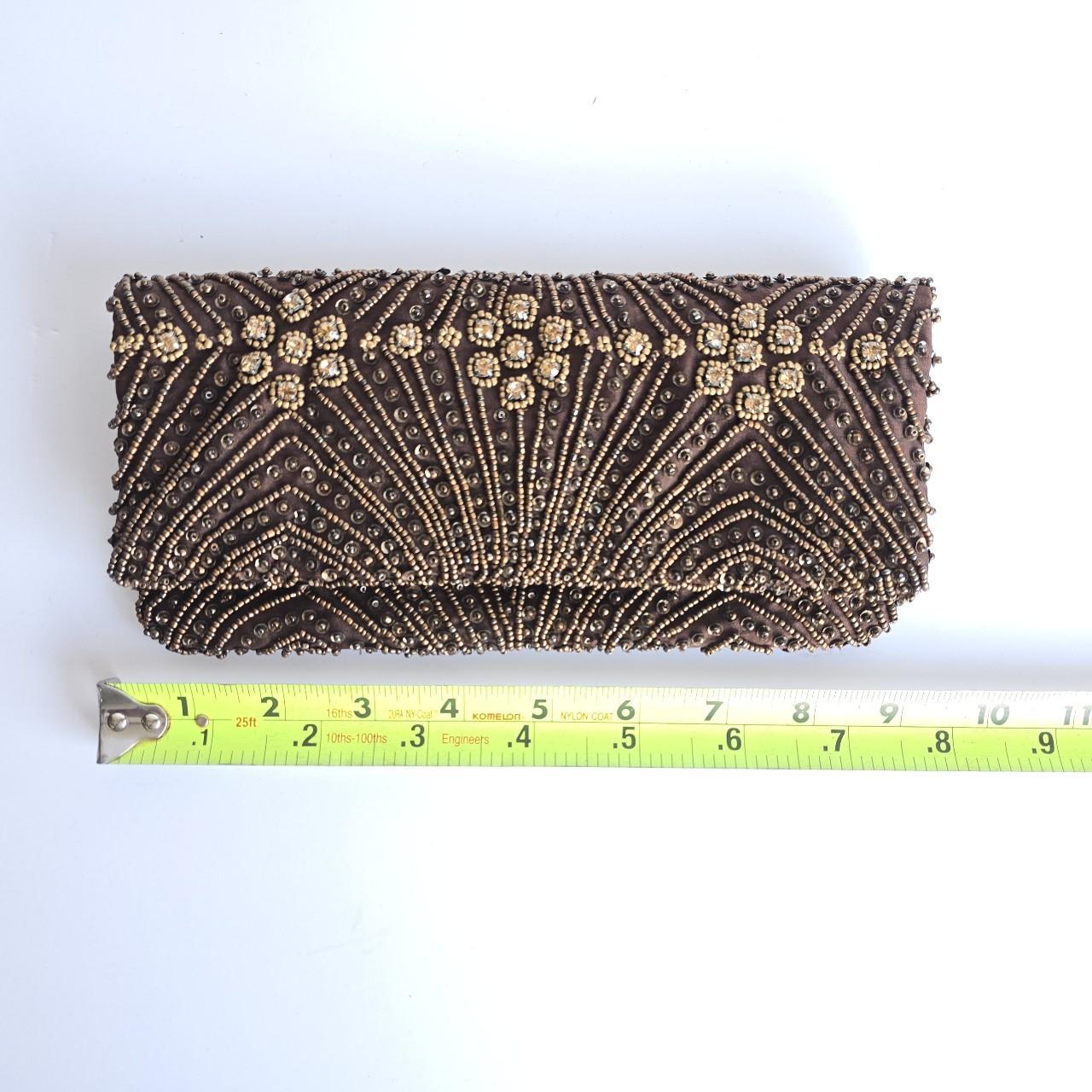 item listed by vxnthreads