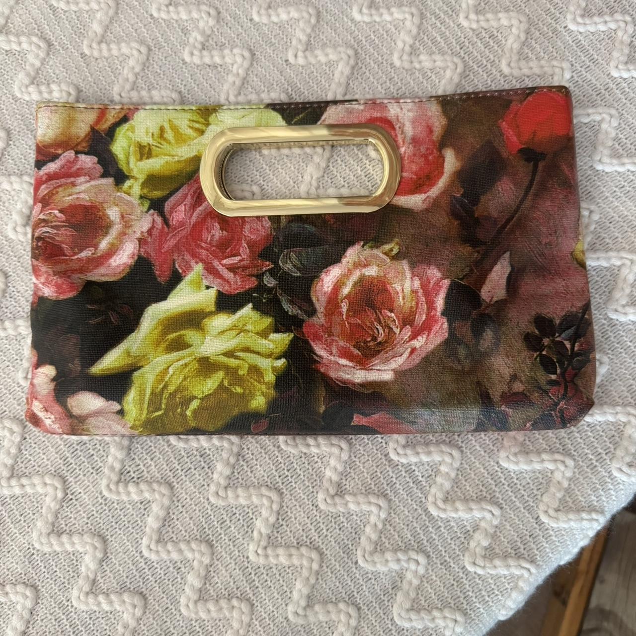 item listed by mycousinscloset97
