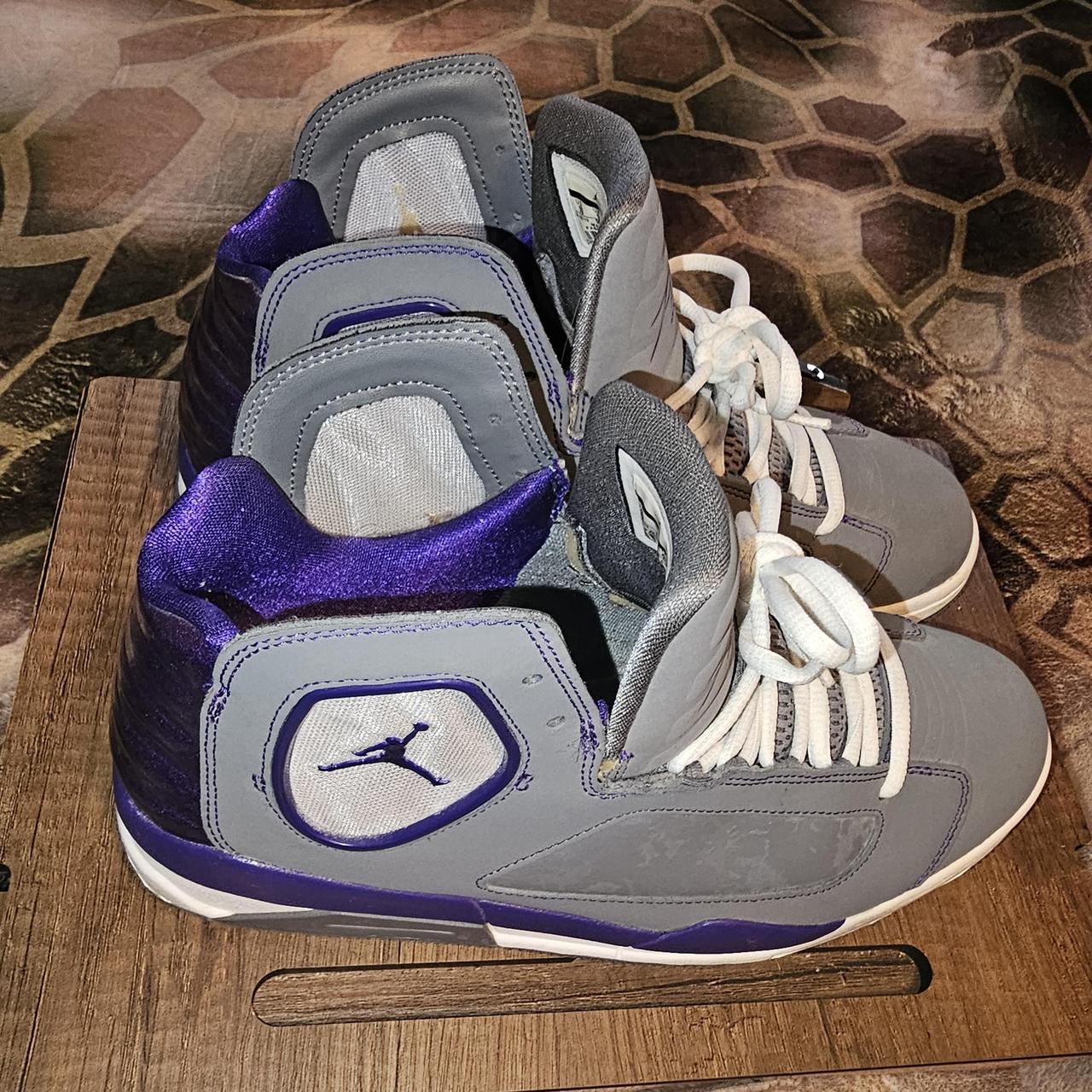 jordan flight purple and gray