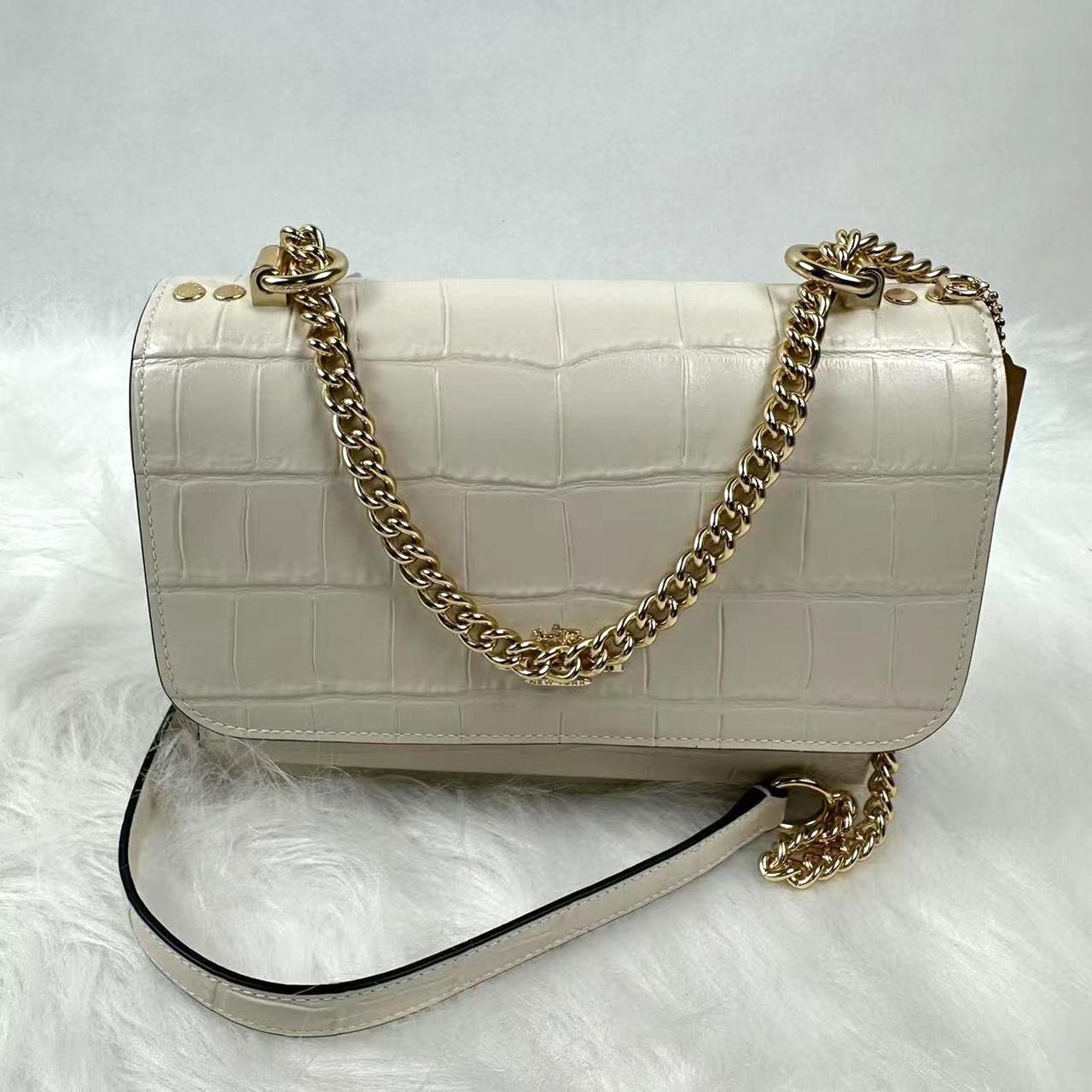 item listed by fabulouseveryday