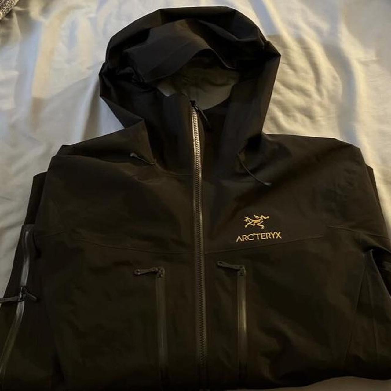 Arc'teryx Alpha SV 24K Gold black jacket | Depop Arc'teryx Alpha SV 24K Gold black jacket | Depop