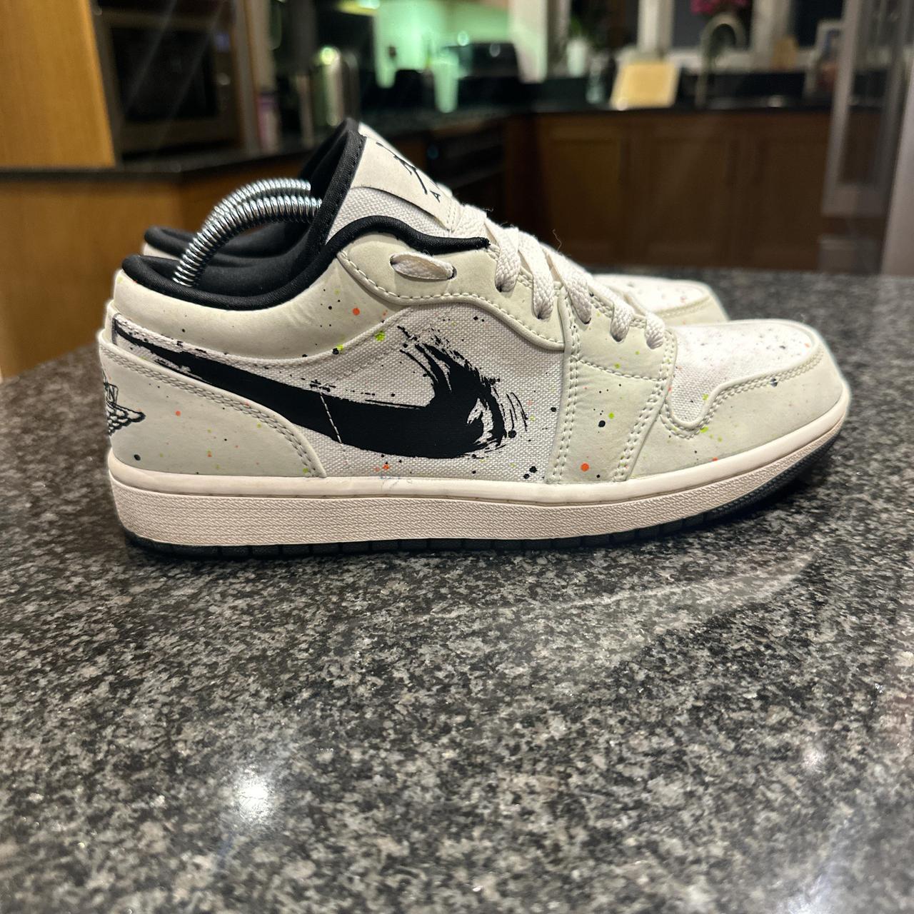 brushstroke jordan 1 low
