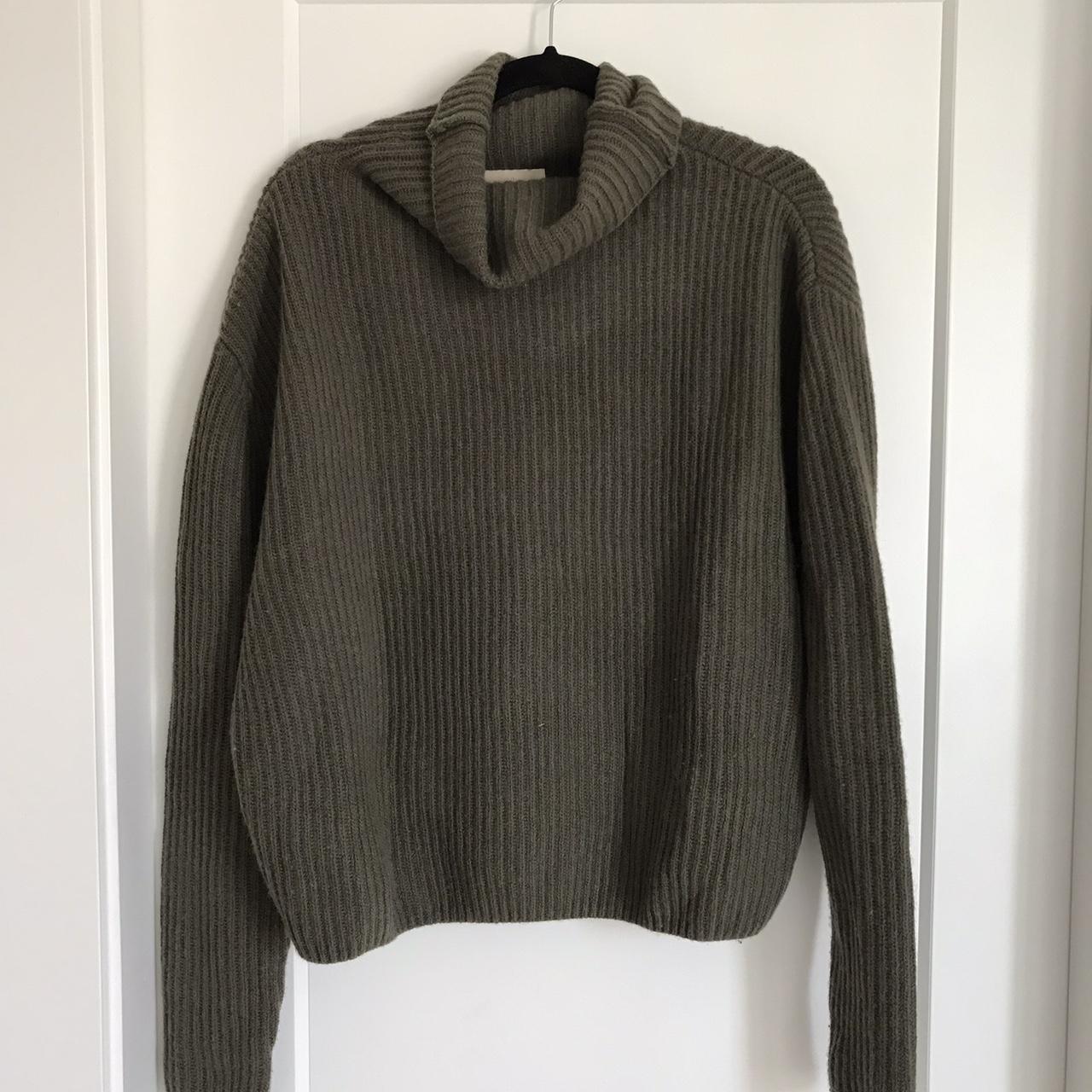 H&M wool cashmere blend sweater - like new - size small - Depop