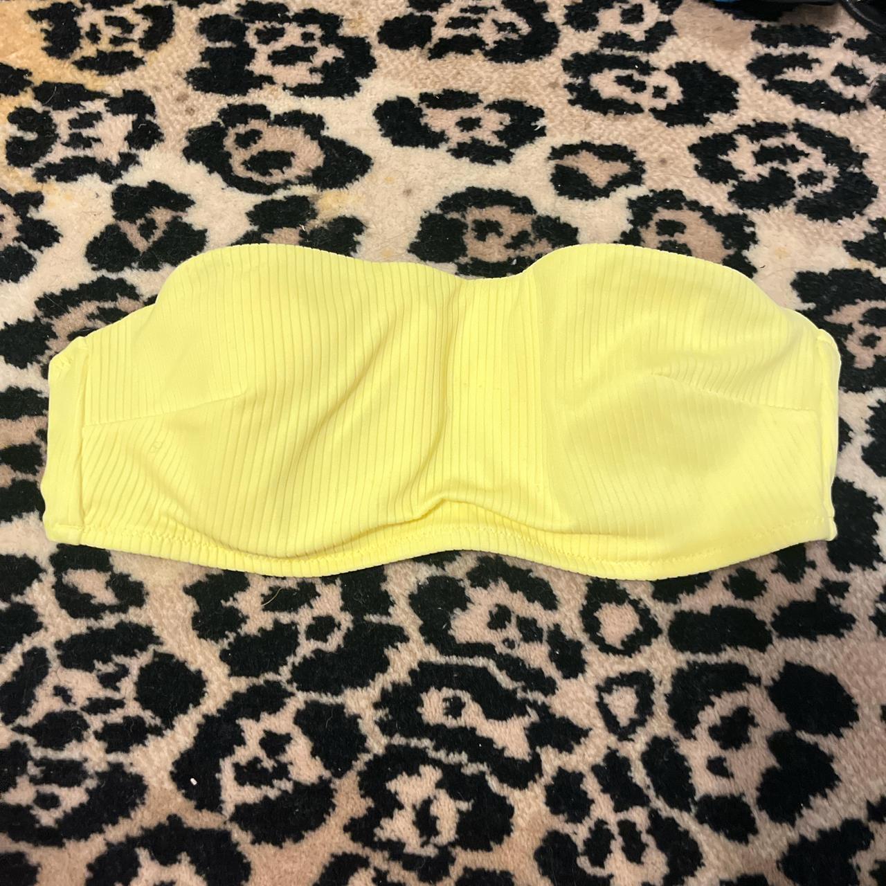 item listed by carolinaemi