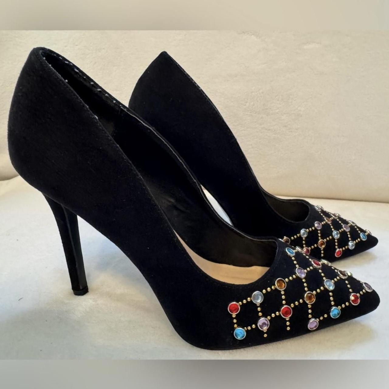 item listed by five_eleven