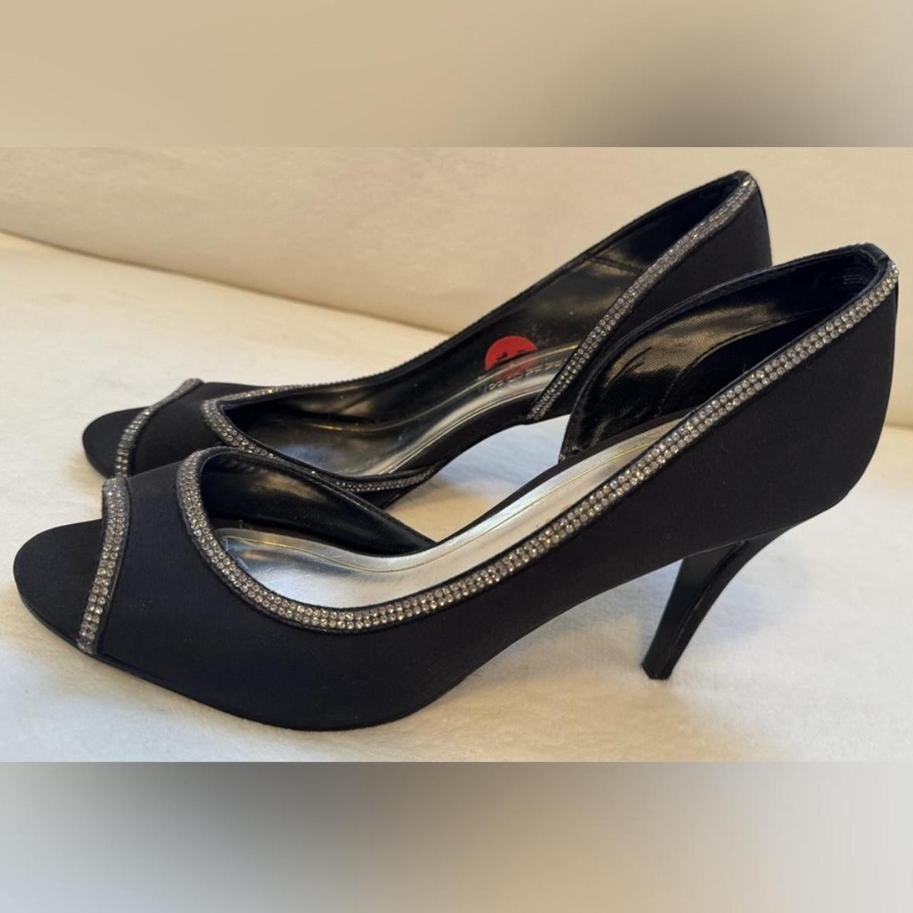 item listed by five_eleven