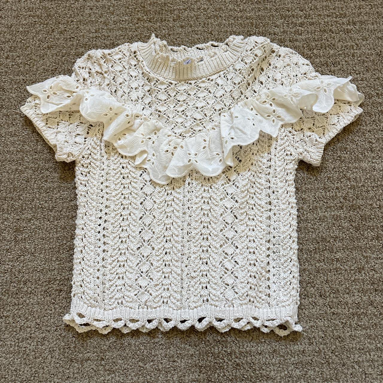 Zara crochet beige ruffle top! Size small New!! | Depop