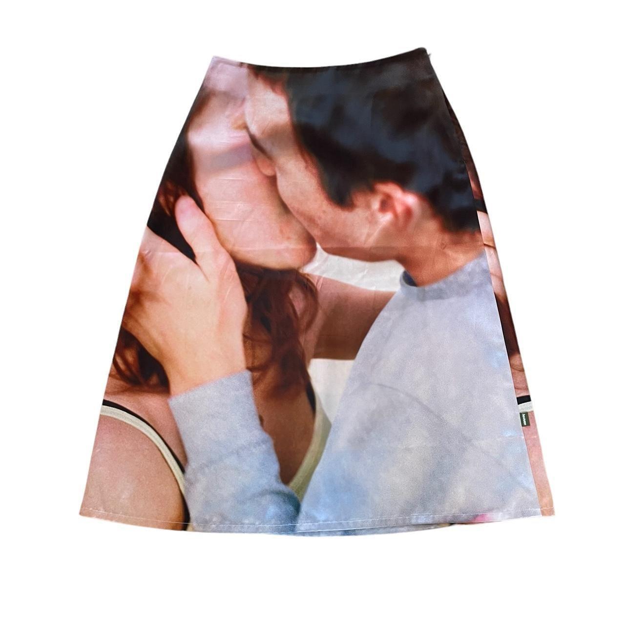 Rare Heaven Marc jacobs kissing print midi skirt | Depop