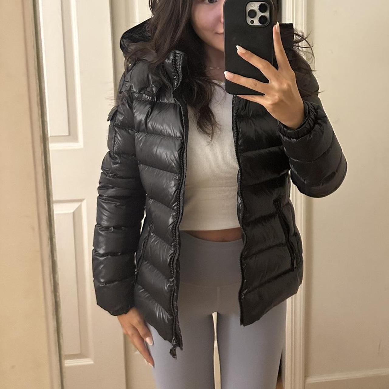 Moncler bady - Depop