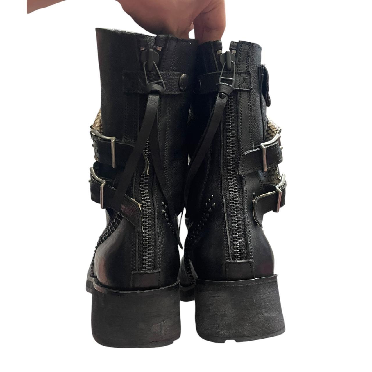 Kmrii snakeskin crush boots Sz42 | Depop