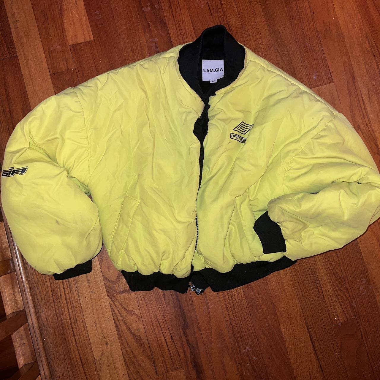 I am gia 2025 yellow puffer jacket