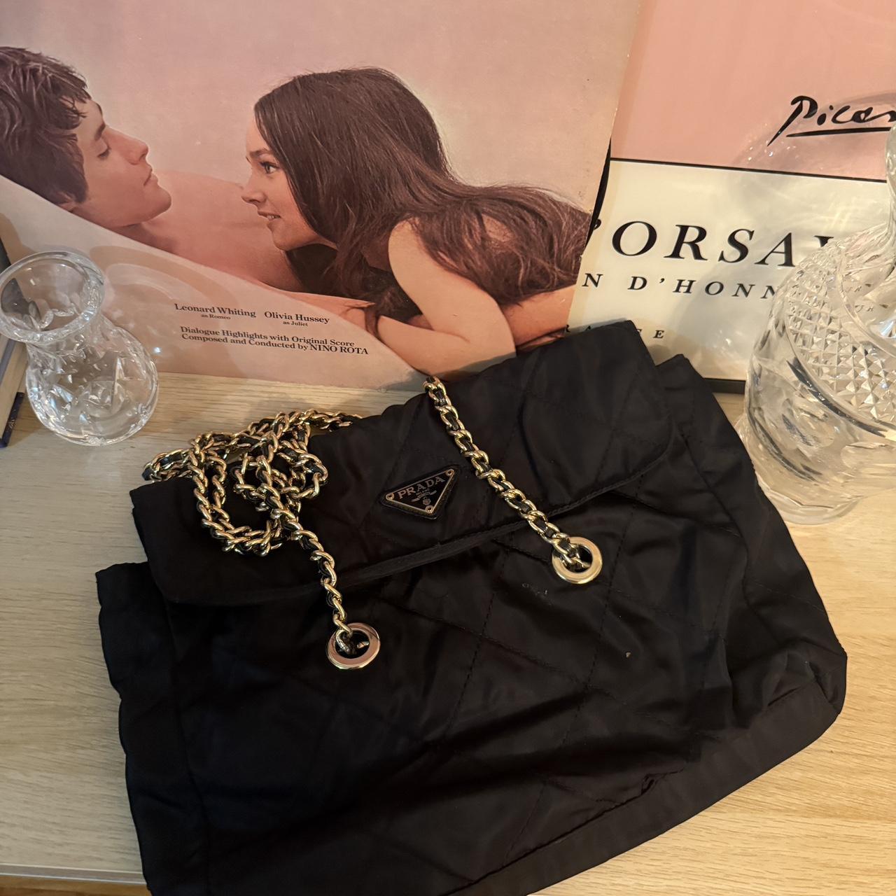 item listed by lifeof_mia
