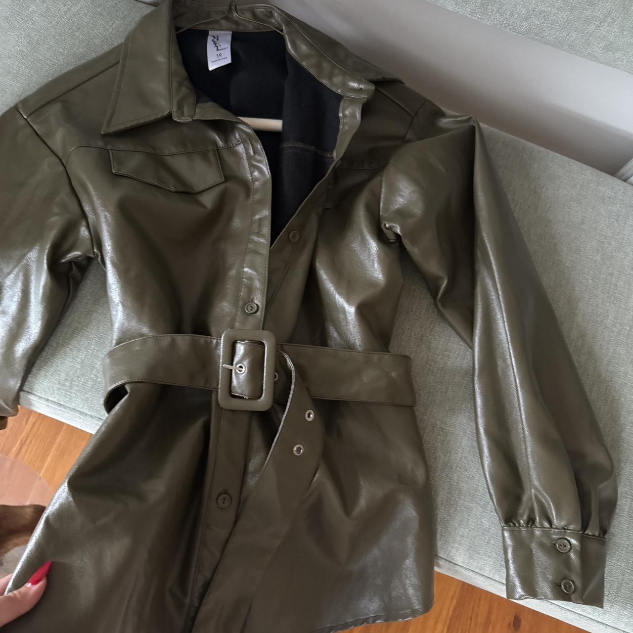 item listed by lifeof_mia